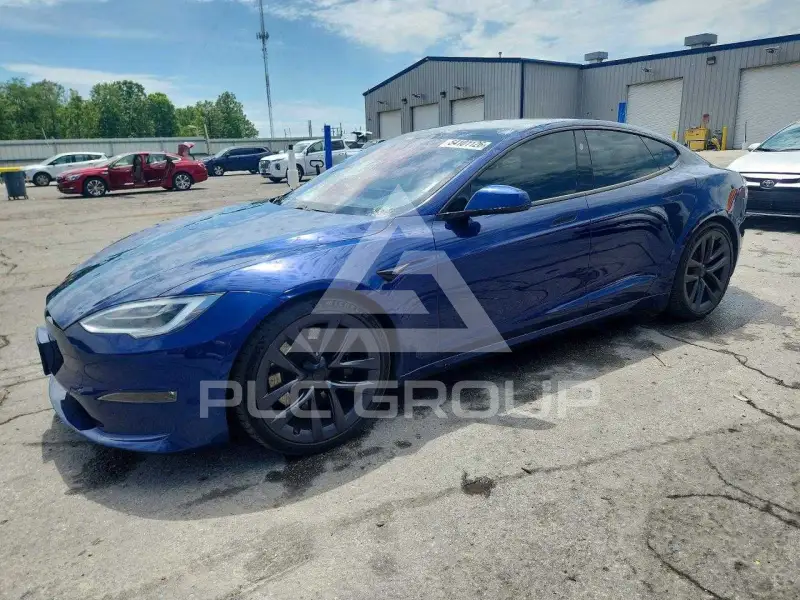 2021 Tesla Model S фото