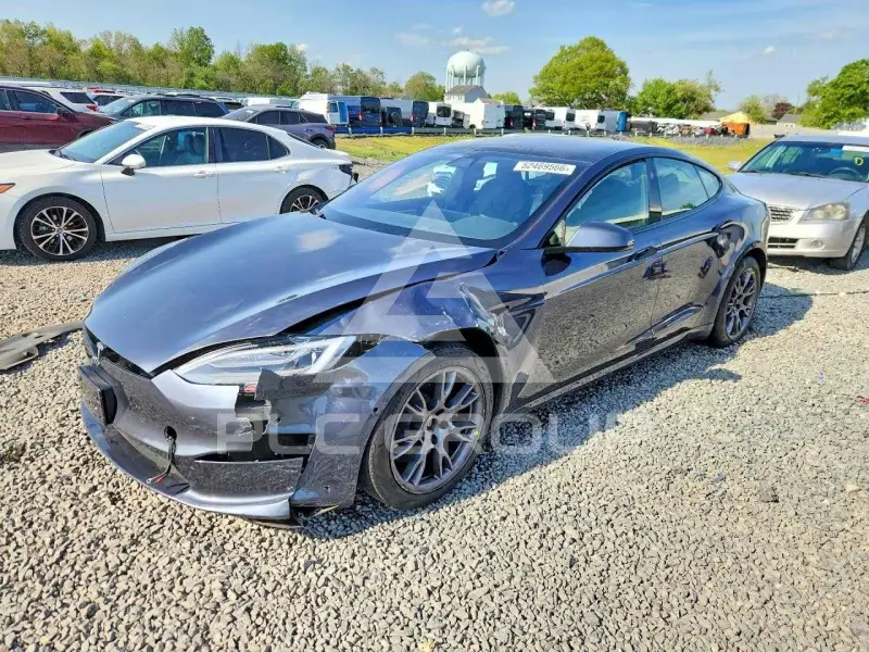2021 Tesla Model S фото