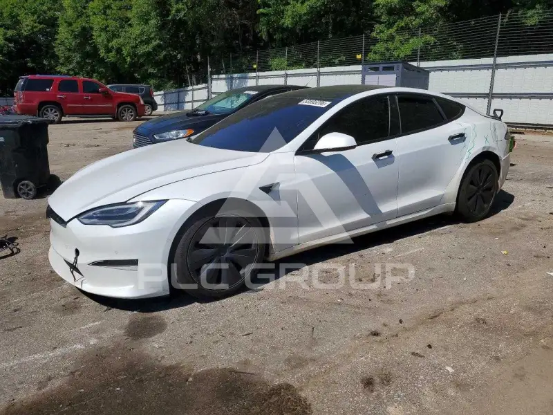 2021 Tesla Model S photo