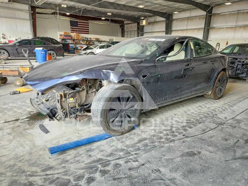 2021 Tesla Model S photo