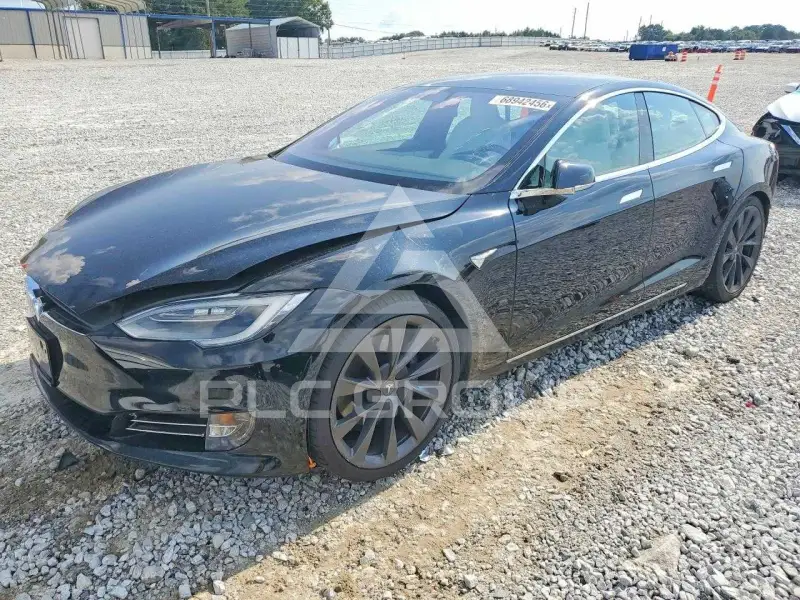 2021 Tesla Model S photo