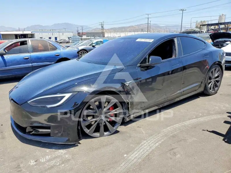 2021 Tesla Model S фото
