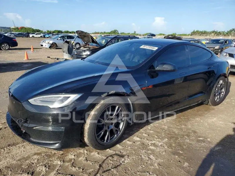 2021 Tesla Model S фото