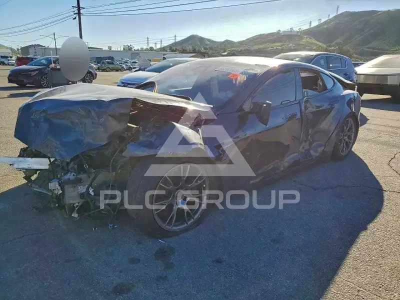 2021 Tesla Model S фото