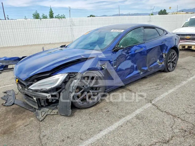 2021 Tesla Model S фото