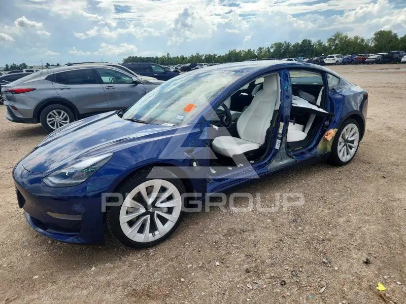 2021 Tesla Model 3 фото