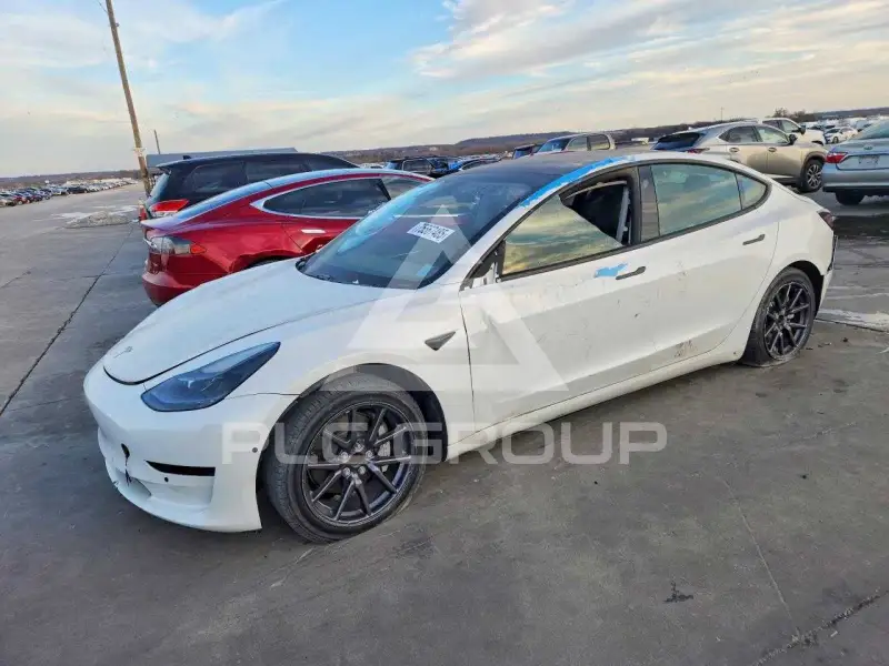 2021 Tesla Model 3 фото