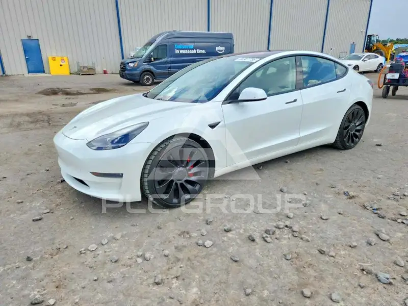 2021 Tesla Model 3 фото