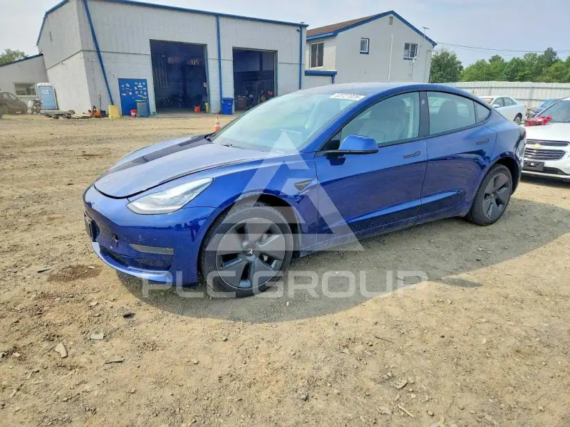 2021 Tesla Model 3 фото