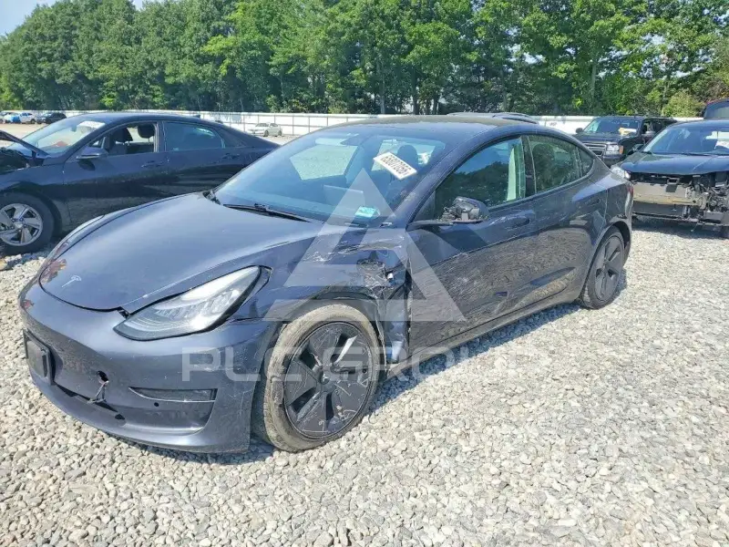 2021 Tesla Model 3 фото