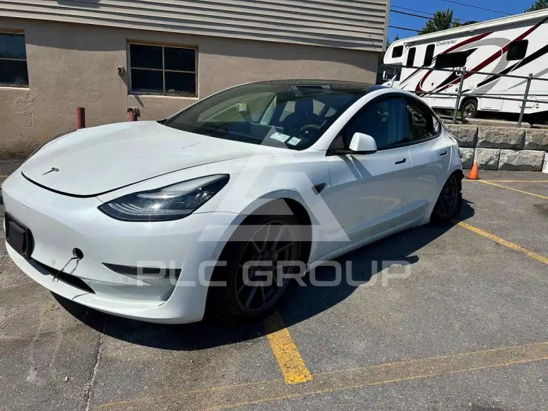 2021 Tesla Model 3 photo