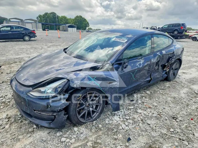 2021 Tesla Model 3 photo