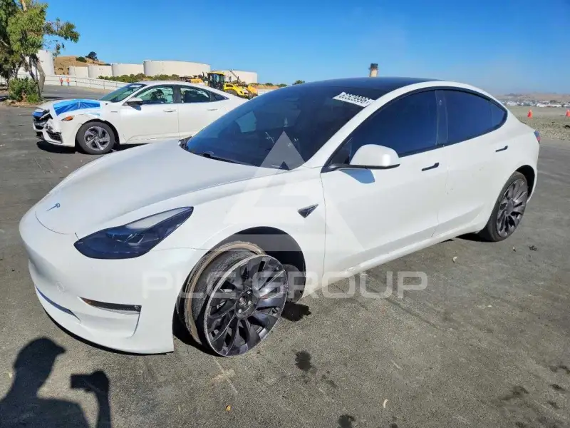 2021 Tesla Model 3 фото