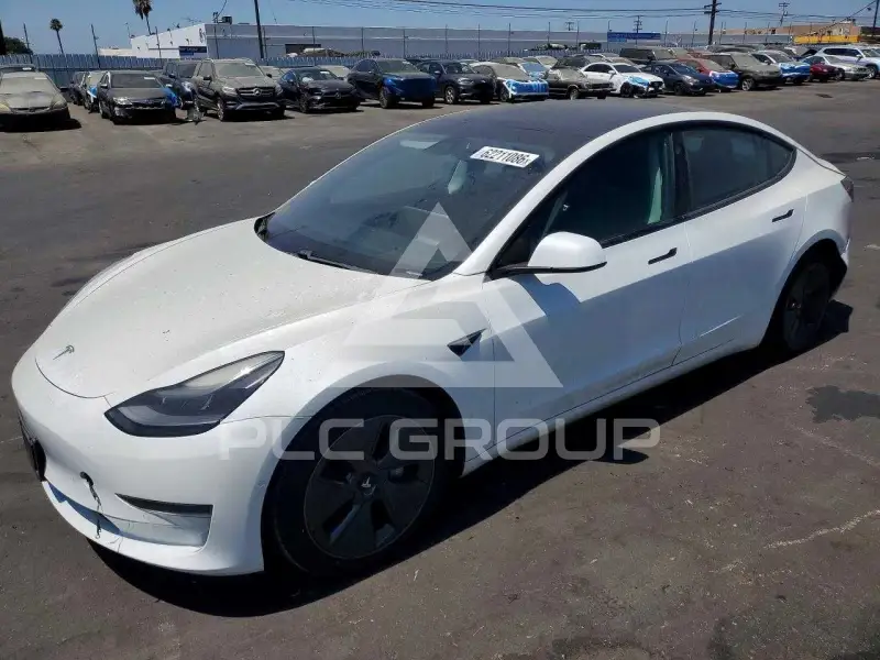 2021 Tesla Model 3 фото