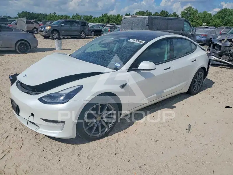 2021 Tesla Model 3 фото