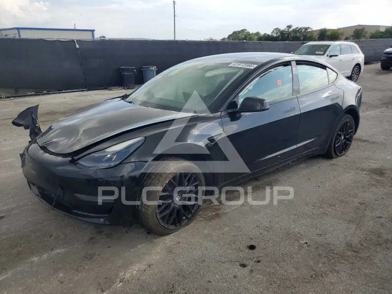 2021 Tesla Model 3 фото