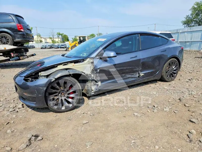 2021 Tesla Model 3 photo