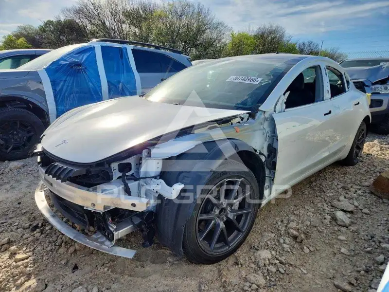 2021 Tesla Model 3 фото