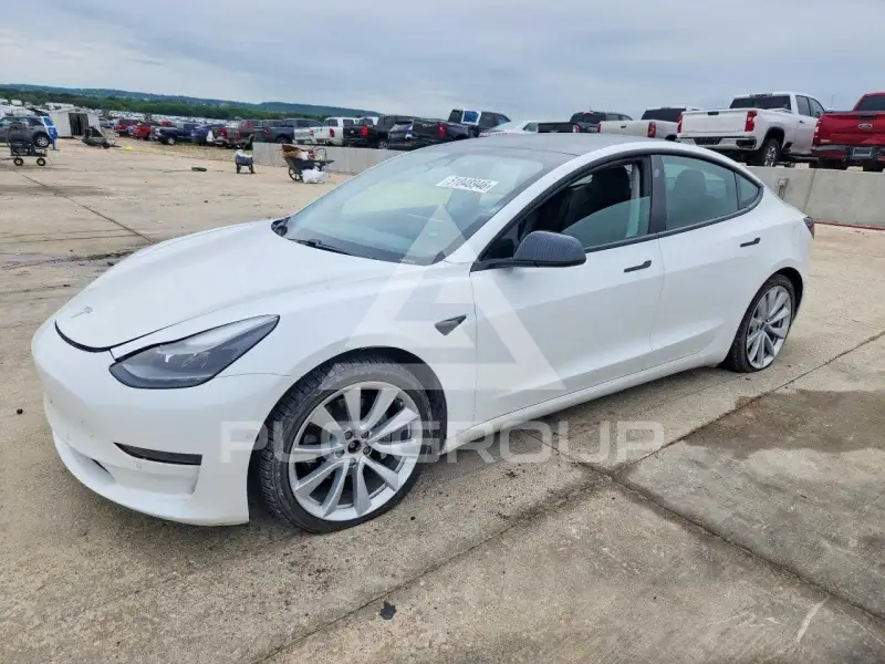 2021 Tesla Model 3 фото