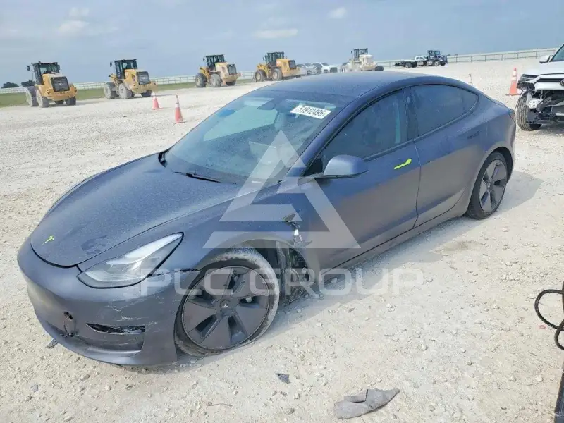 2021 Tesla Model 3 фото