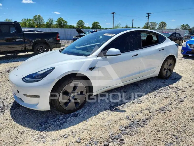 2021 Tesla Model 3 фото
