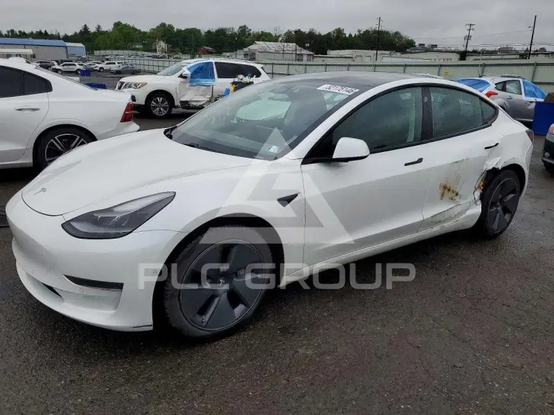 2021 Tesla Model 3 фото