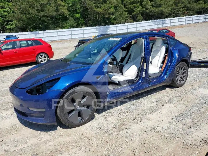 2021 Tesla Model 3 фото