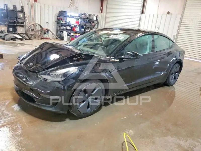 2021 Tesla Model 3 фото