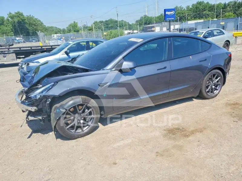 2021 Tesla Model 3 фото