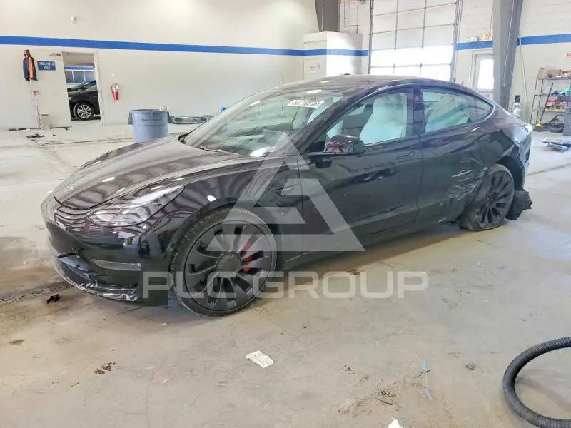 2021 Tesla Model 3 фото