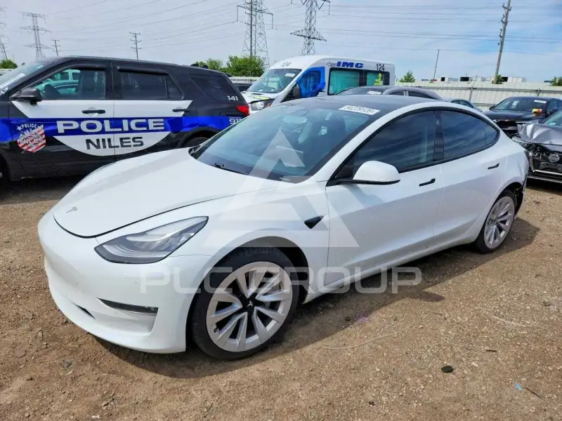 2021 Tesla Model 3 фото