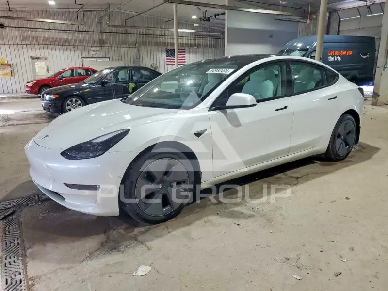 2021 Tesla Model 3 фото