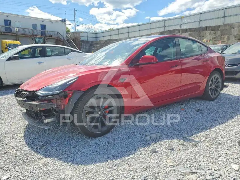 2021 Tesla Model 3 фото