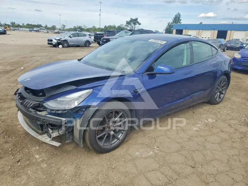 2021 Tesla Model 3 фото