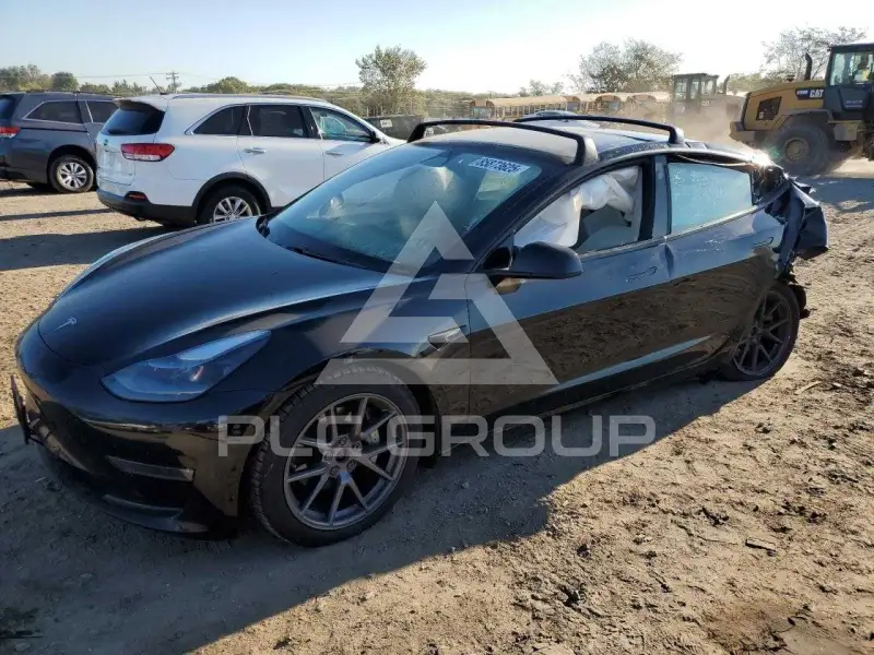 2021 Tesla Model 3 фото