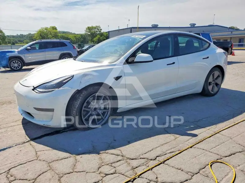 2021 Tesla Model 3 фото