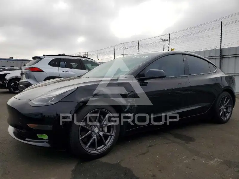 2021 Tesla Model 3 фото