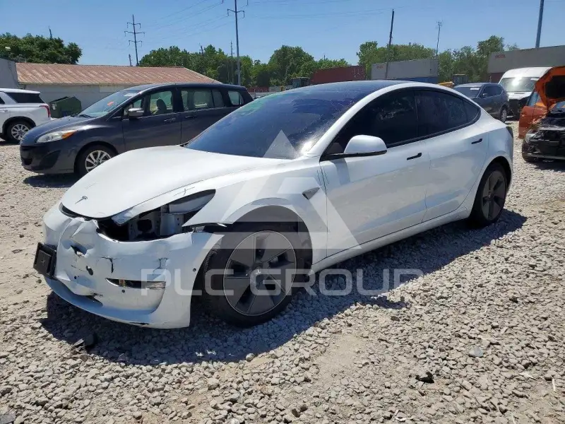 2021 Tesla Model 3 фото