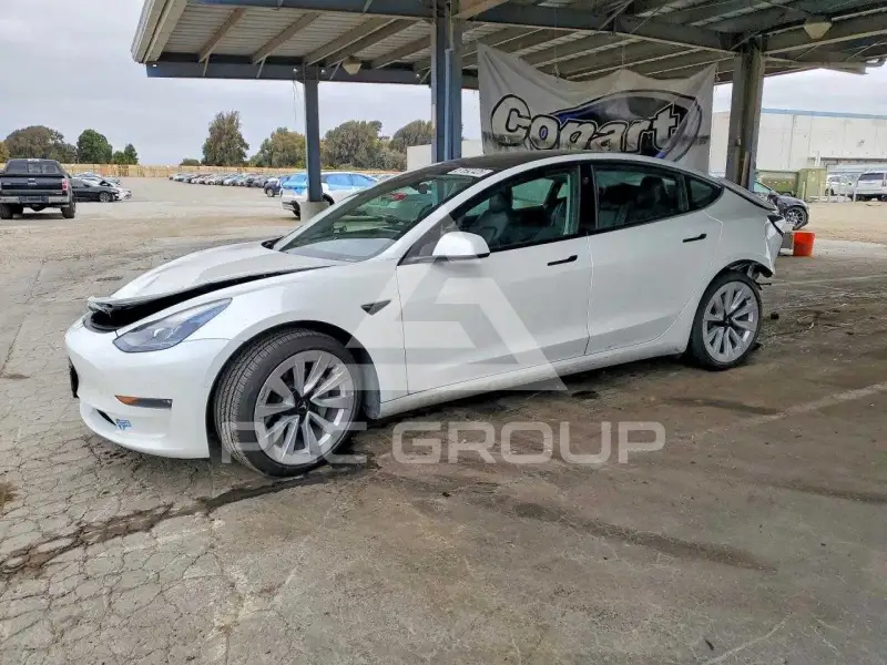 2021 Tesla Model 3 фото