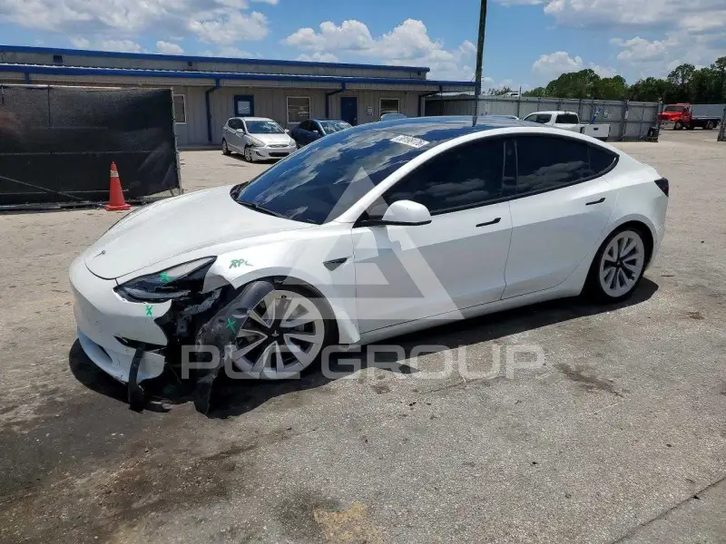 2021 Tesla Model 3 фото