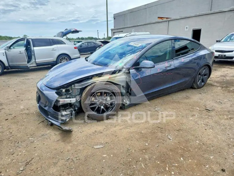 2021 Tesla Model 3 фото