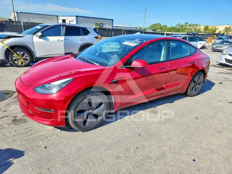 2021 Tesla Model 3 photo