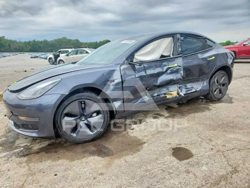 2021 Tesla Model 3 фото