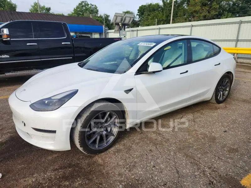 2021 Tesla Model 3 фото