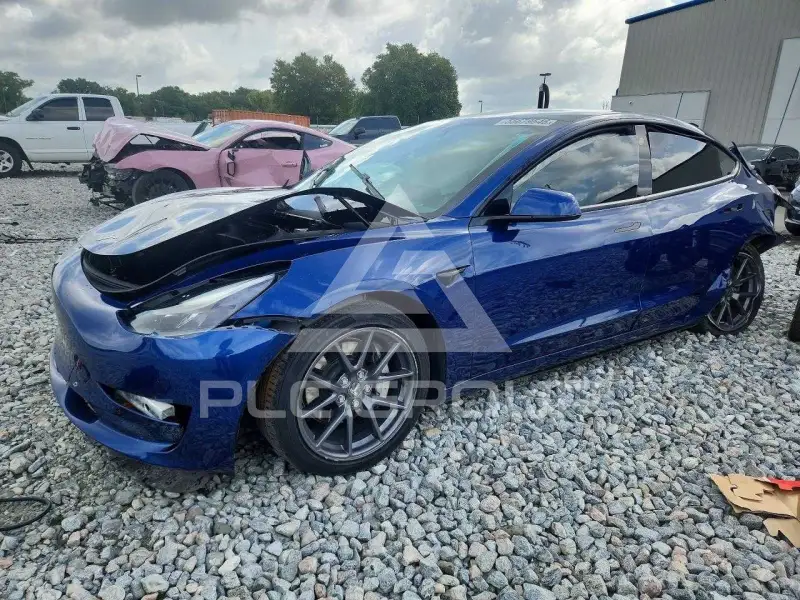 2021 Tesla Model 3 photo