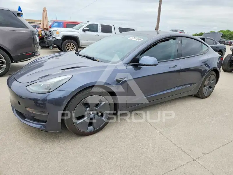 2021 Tesla Model 3 фото