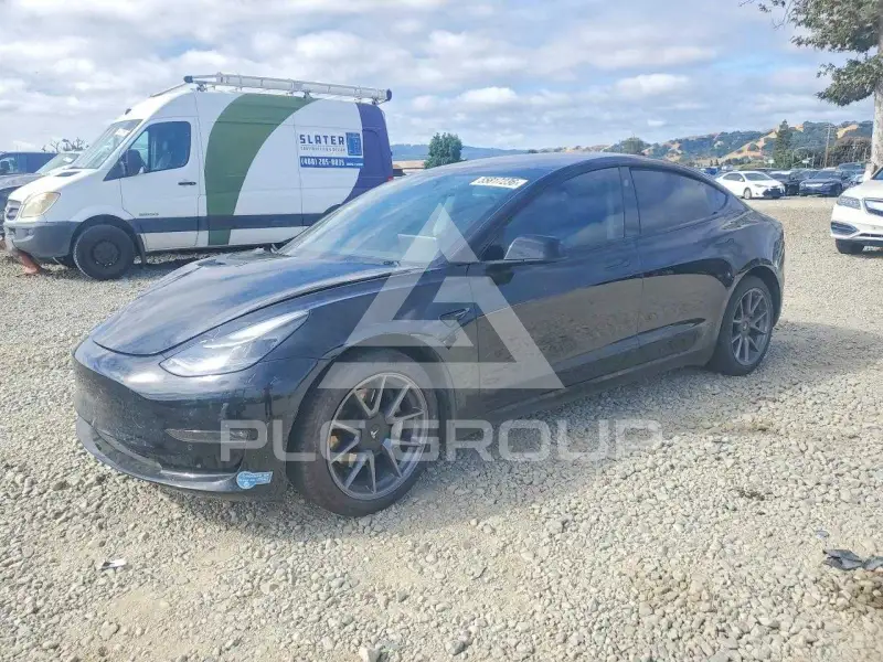 2021 Tesla Model 3 фото