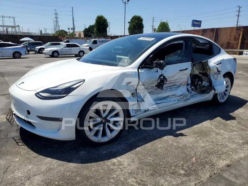 2021 Tesla Model 3 фото