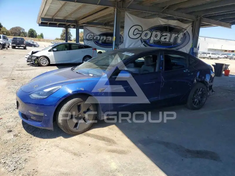 2021 Tesla Model 3 фото