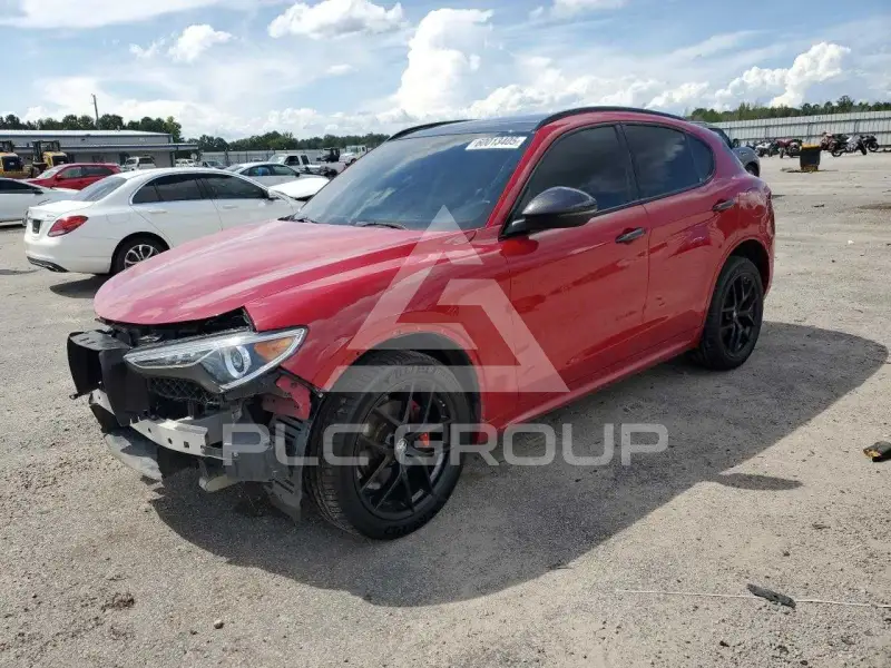 2021 Alfa Romeo Stelvio фото